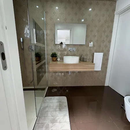 Casa De Sonho * Amadora