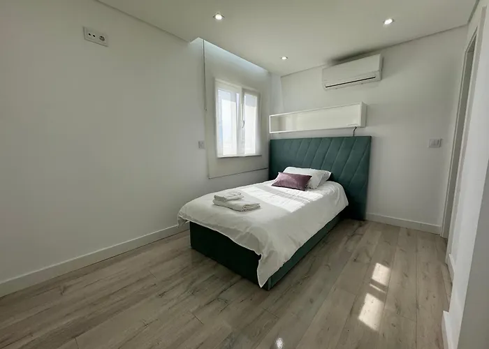 Casa De Sonho * Amadora