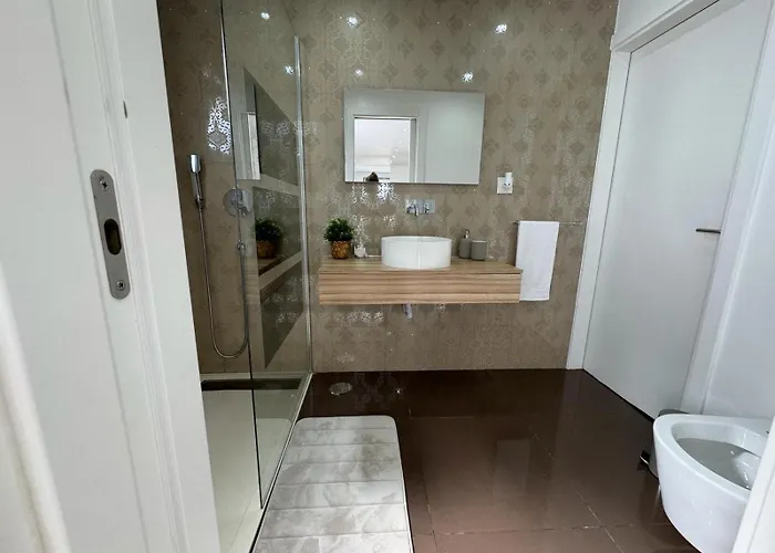 Casa De Sonho * Amadora